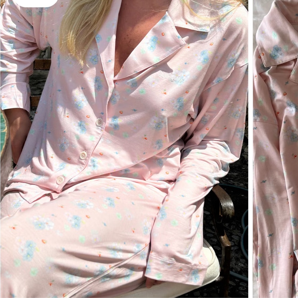 🌸 Djerf Avenue Go Slow PJ Set – Summer Island (Top M, Shorts L)